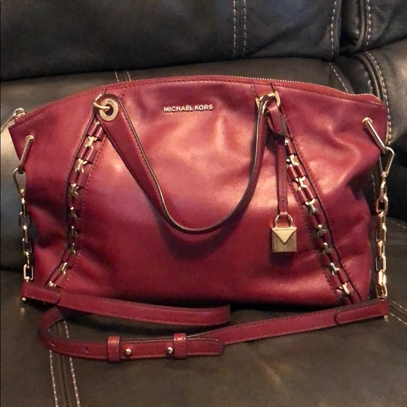 Michael Kors Handbags - Michael Kors Shoulder/Crossbody Bag